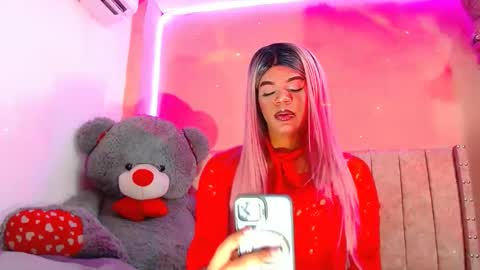 Snapshot of vannesa01 chatting on 03.11.25 vannesa01 online show from 03.11.25