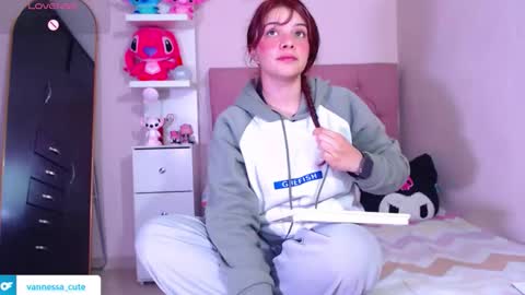 Snapshot of vannessa_shy chatting on 01.11.26 Vanesa online show from 01.11.26