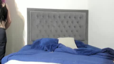 Vannesa online show from 12.19.24