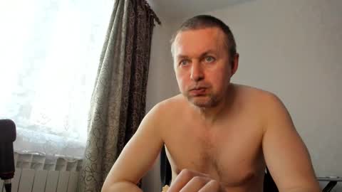 Snapshot of vano_822 chatting on 02.16.25 vano_822 online show from 02.16.25