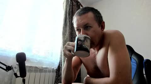 Snapshot of vano_822 chatting on 02.22.25 vano_822 online show from 02.22.25