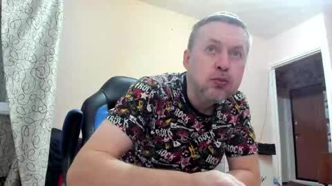 Snapshot of vano_822 chatting on 09.20.25 vano_822 online show from 09.20.25