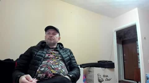 Snapshot of vano_822 chatting on 09.21.25 vano_822 online show from 09.21.25