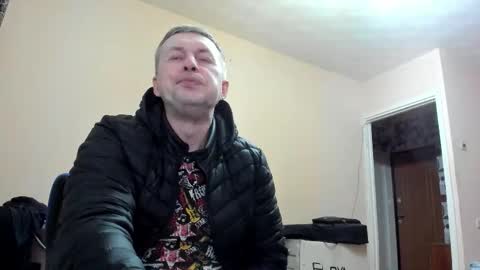 Snapshot of vano_822 chatting on 09.24.25 vano_822 online show from 09.24.25