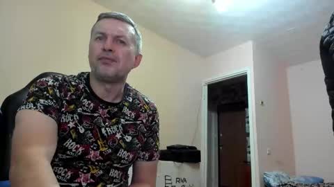 Snapshot of vano_822 chatting on 09.25.25 vano_822 online show from 09.25.25