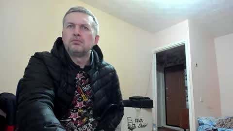 Snapshot of vano_822 chatting on 09.29.25 vano_822 online show from 09.29.25