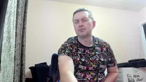 Snapshot of vano_822 chatting on 10.10.25 vano_822 online show from 10.10.25