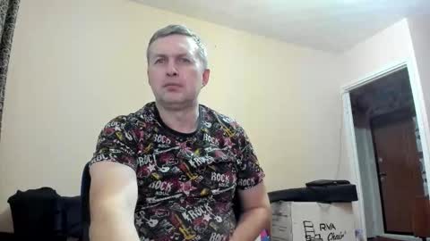 Snapshot of vano_822 chatting on 10.16.25 vano_822 online show from 10.16.25