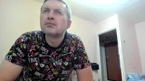 Snapshot of vano_822 chatting on 10.18.25 vano_822 online show from 10.18.25