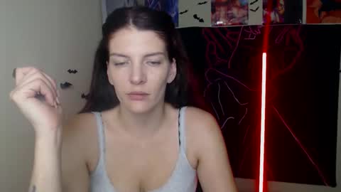 Vanessa online show from 11.26.25