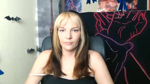 Vanessa online show from 06.21.26
