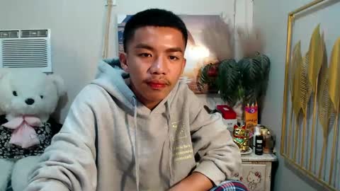 Snapshot of vanxxx2005 chatting on 02.18.25 vanxxx2005 online show from 02.18.25