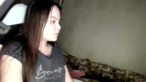 Snapshot of var_kiss chatting on 11.15.25 Var Kiss online show from 11.15.25