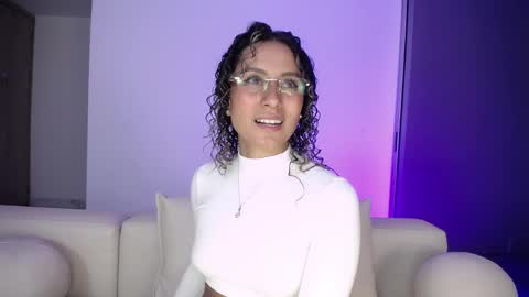 varenka_ivanova22 online show from 04.01.26