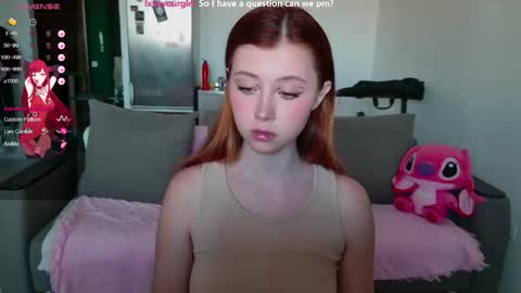 Snapshot of vasilisa_lik chatting on 09.18.25 Vasilisa lik online show from 09.18.25