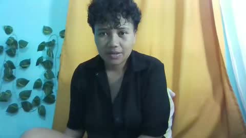 Snapshot of vayannah chatting on 05.16.26 Vayannah online show from 05.16.26