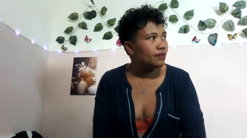 Snapshot of vayannah chatting on 06.11.26 Vayannah online show from 06.11.26
