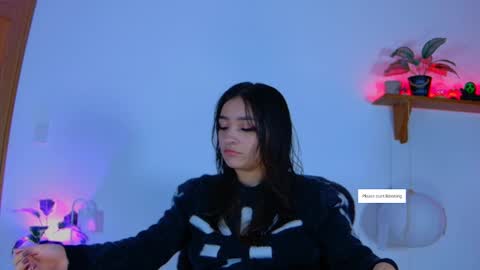 Snapshot of vayolett_dakotta chatting on 10.12.25 Vayolett online show from 10.12.25