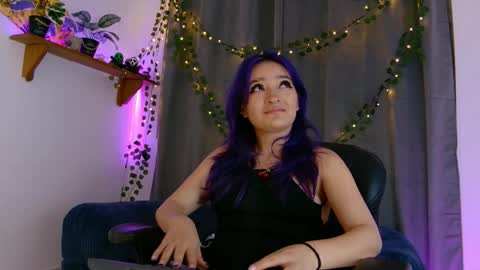 Vayolett online show from 11.29.25