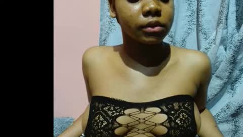 Snapshot of vee62 chatting on 12.19.25 vee62 online show from 12.19.25