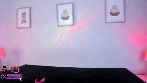 Snapshot of veesimons_dh chatting on 09.20.25 Vee Simons online show from 09.20.25