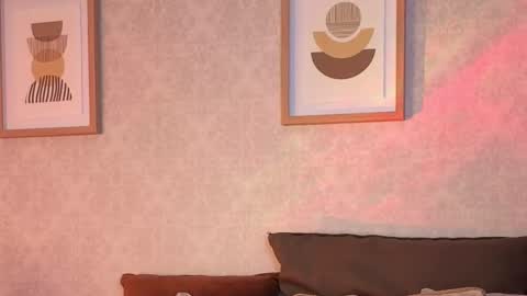 Snapshot of veesimons_dh chatting on 10.11.25 Vee Simons online show from 10.11.25