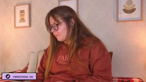 Vee Simons online show from 02.25.26