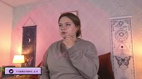 Vee Simons online show from 06.15.26