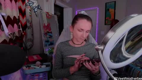 Violet Weatherbee online show from 04.28.26