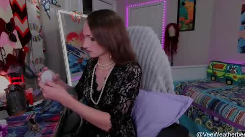 Violet Weatherbee online show from 05.16.26