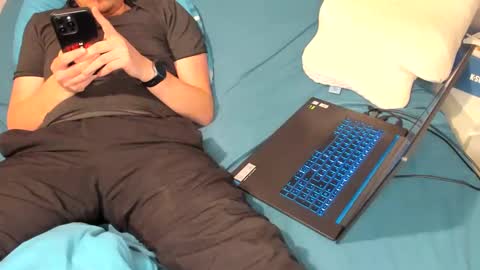 Snapshot of veganbadass6969 chatting on 12.29.24 D online show from 12.29.24