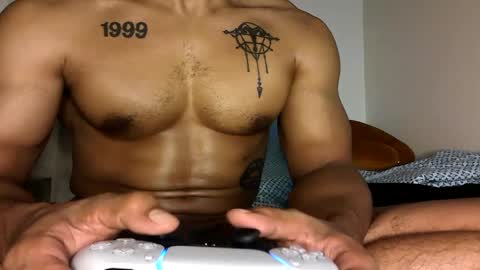 Vegas Love online show from 09.29.25