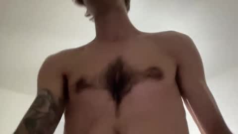 Snapshot of vegassangel chatting on 11.04.25 Joeyyy online show from 11.04.25