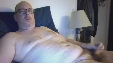 Snapshot of vegasstef chatting on 12.14.24 vegasstef online show from 12.14.24