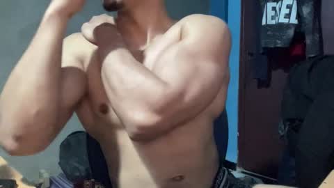 Snapshot of veilofstrength11 chatting on 11.13.25 veilofstrength11 online show from 11.13.25