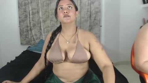 VelaAndEdwa online show from 05.13.26