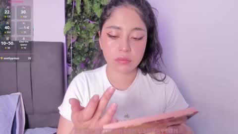 Snapshot of velakimm chatting on 11.15.25 Isabella online show from 11.15.25