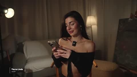 Snapshot of velavelle chatting on 07.15.26 Try to unlock online show from 07.15.26