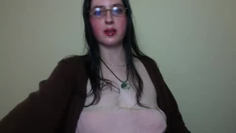 Snapshot of velira_ chatting on 12.23.25 velira_ online show from 12.23.25