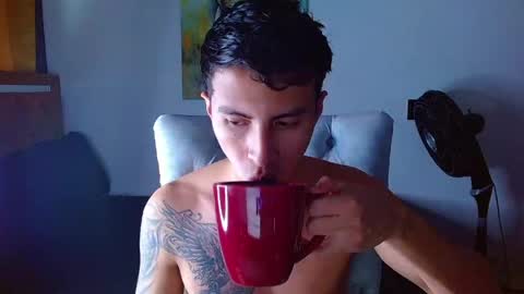 velk_hot1 online show from 03.23.26