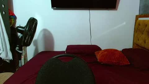velk_hot1 online show from 06.16.26