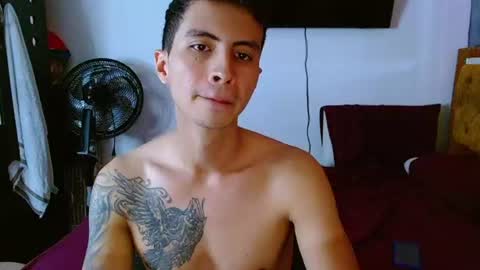 Snapshot of velk_hot1 chatting on 06.22.26 velk_hot1 online show from 06.22.26