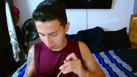 Snapshot of velk_hot1 chatting on 07.24.26 velk_hot1 online show from 07.24.26