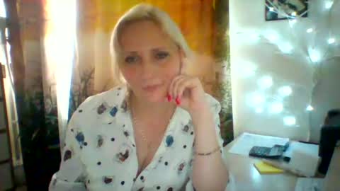 Snapshot of velka_raspberry chatting on 07.08.26 velka_raspberry online show from 07.08.26