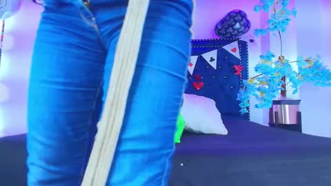 Snapshot of velora_nigth chatting on 02.25.26 velora_nigth online show from 02.25.26