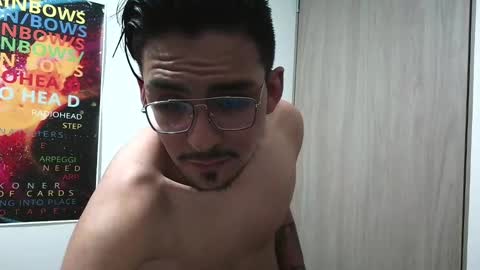 Snapshot of veluvb chatting on 09.28.25 veluvb online show from 09.28.25