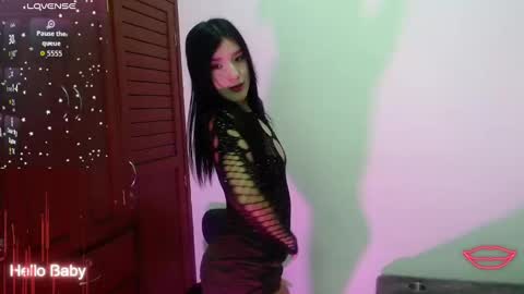 velvet_28_ online show from 09.30.25