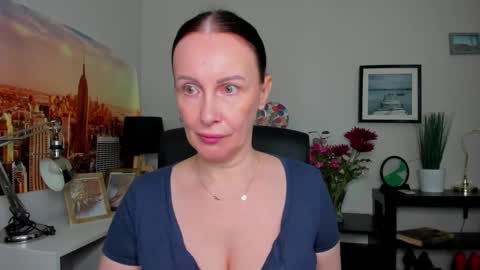 Snapshot of velvet_jasmine chatting on 09.09.25 Jasmine online show from 09.09.25