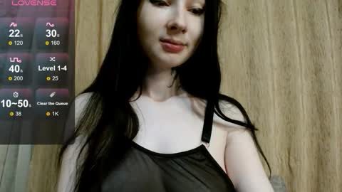 velvet_shadow online show from 10.15.25