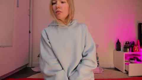 Hey there Im Anna online show from 02.14.25